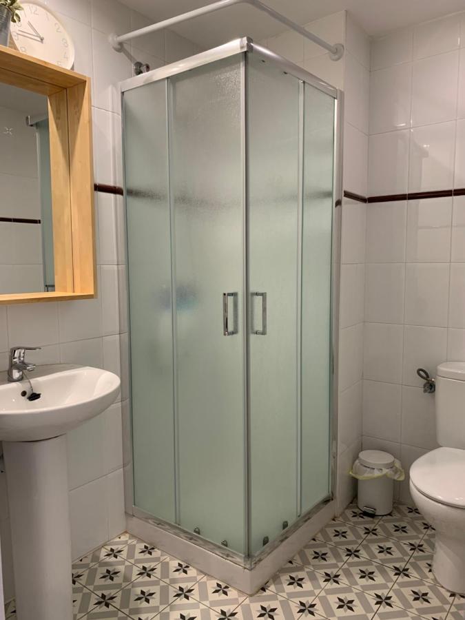 Habitacion Centrica Con Aire Acondicionado Bano Privado Nevera Кадакес Экстерьер фото